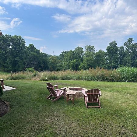 Cozy 1 Bedroom Cabin In The Heart Of Jonesborough エクステリア 写真