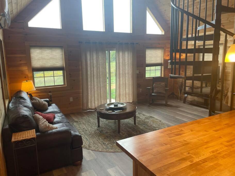 Cozy 1 Bedroom Cabin In The Heart Of Jonesborough エクステリア 写真